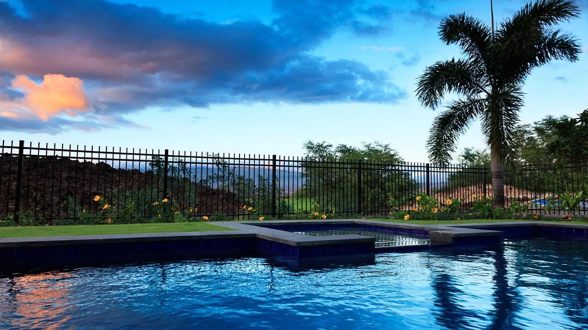 Blue Lagoon Single Level 4Br Kamilo Home With Pool And Cottage 唯客乐渡假村 美国