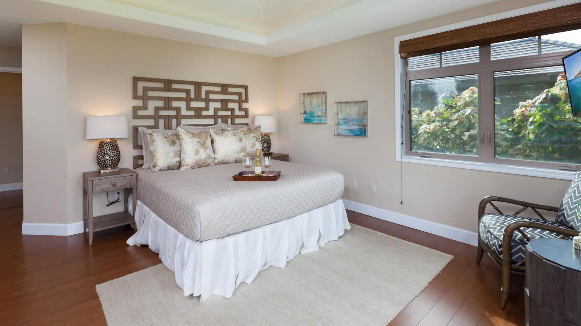 度假居 Blue Lagoon Single Level 4Br Kamilo Home With Pool And Cottage 唯客乐渡假村 美国