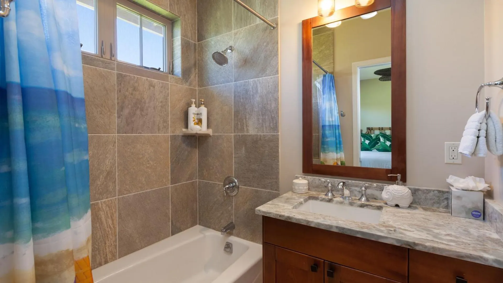 Blue Lagoon Single Level 4Br Kamilo Home With Pool And Cottage ワイコロアビレッジ