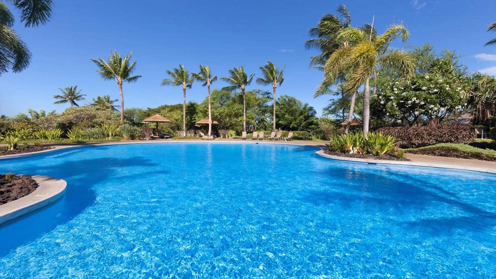 Blue Lagoon Single Level 4Br Kamilo Home With Pool And Cottage 唯客乐渡假村